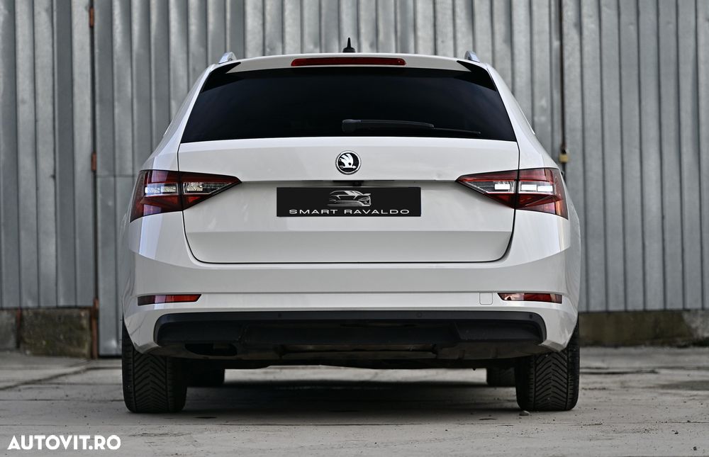 Skoda Superb 2.0 TDI DSG L&K - 4