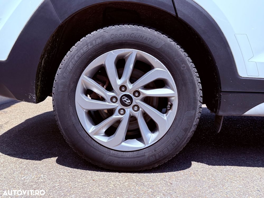 Hyundai Tucson blue 1.7 CRDi 2WD DCT Premium - 29