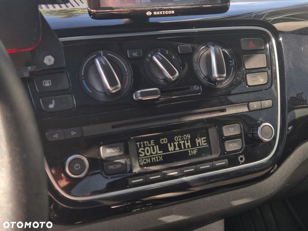 Volkswagen up! - 11