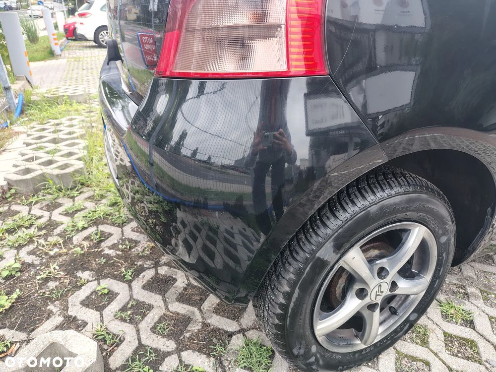 Toyota Yaris 1.0 Terra - 19
