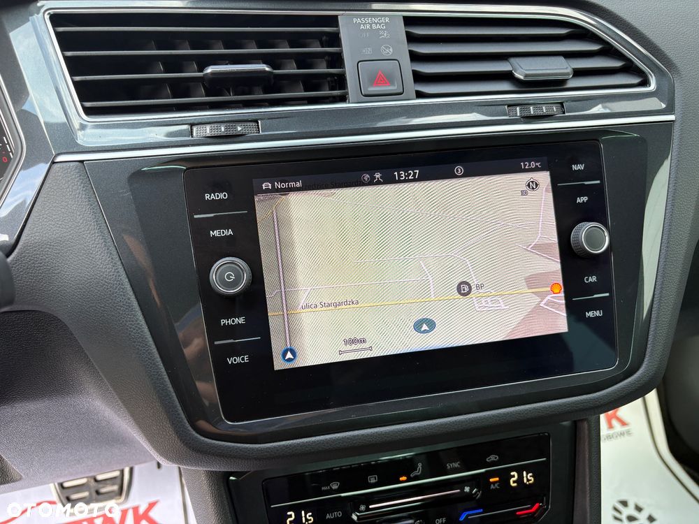 Volkswagen Tiguan 1.5 eTSI OPF DSG R-Line - 26