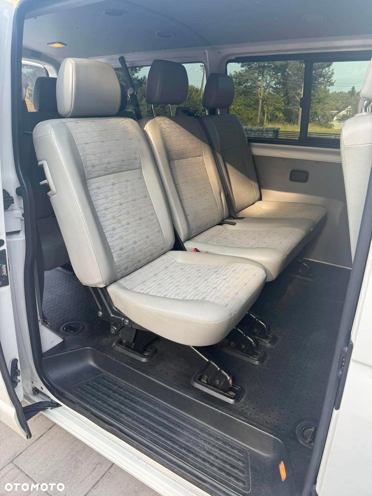 Volkswagen Transporter L2H2 4Motion - 7