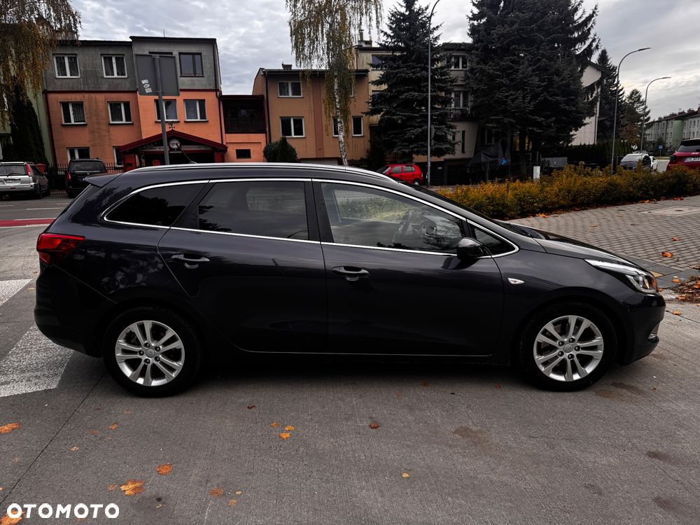 Kia Ceed 1.6 GDI L - 10