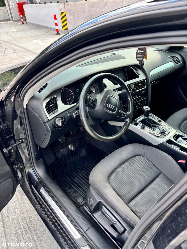 Audi A4 Avant 2.0 TDI - 9