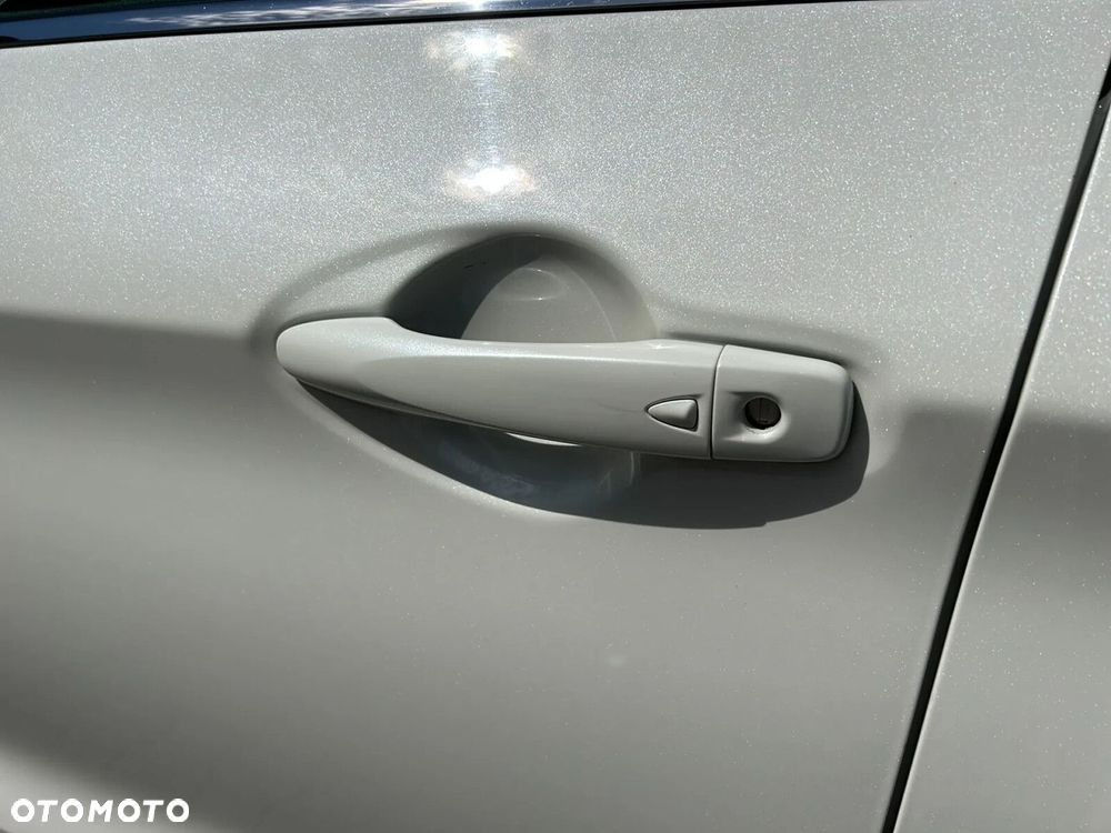 Nissan Qashqai 1.3 DIG-T N-Connecta EU6d - 35