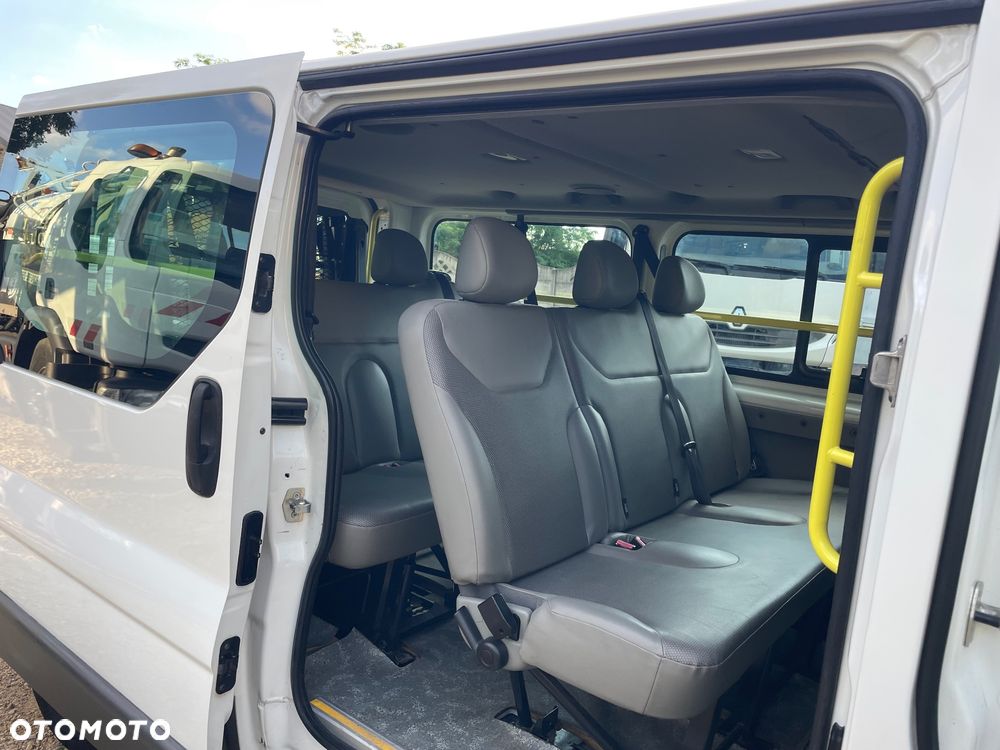 Renault Trafic Passenger Expression - 29