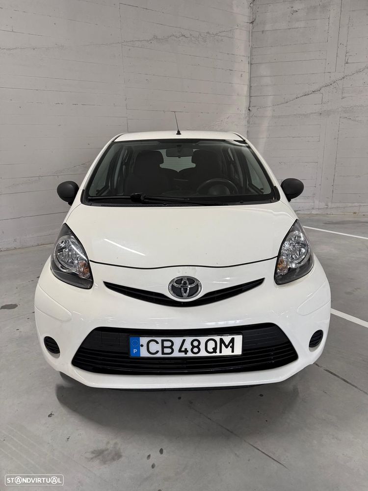 Toyota Aygo 1.0 + AC - 3