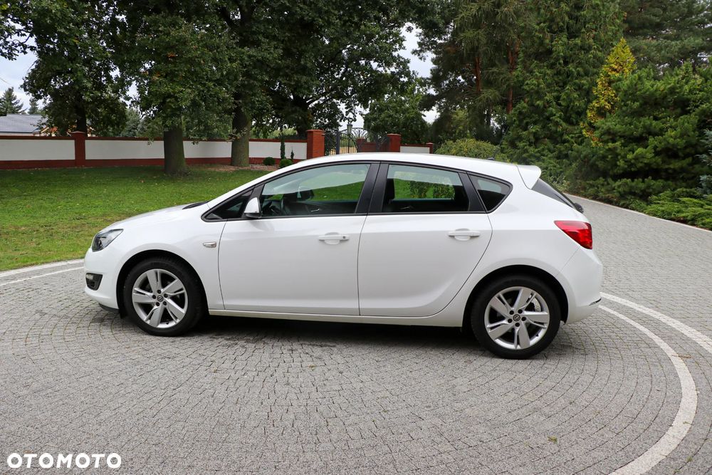 Opel Astra - 17
