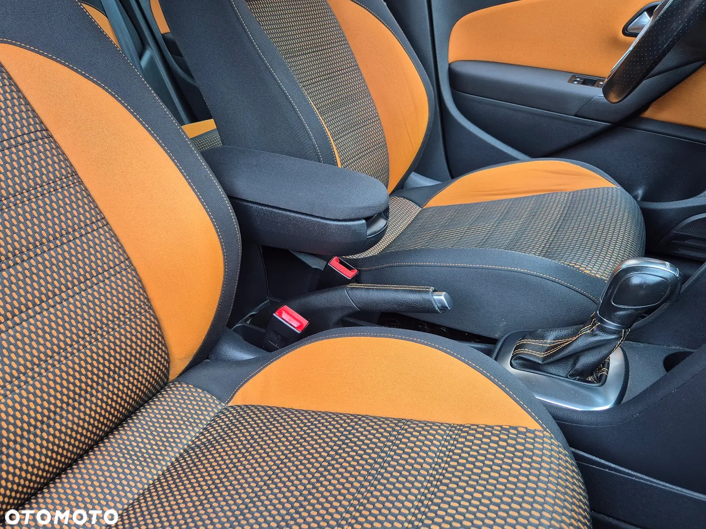 Volkswagen Polo Cross 1.2 TSI DSG - 26