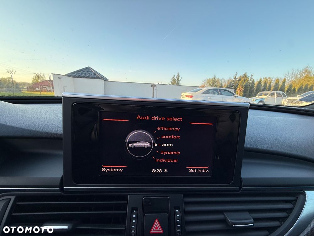 Audi A6 Avant 3.0 TDI S tronic - 32