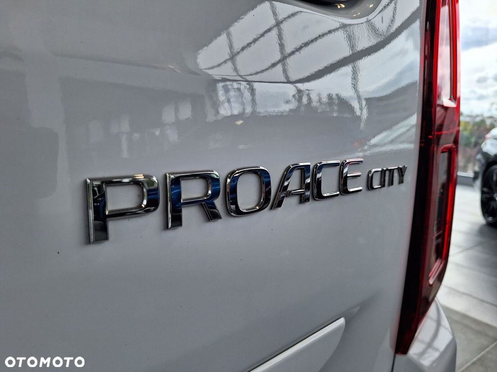 Toyota Proace City Verso 1.2 D-4T Business - 15