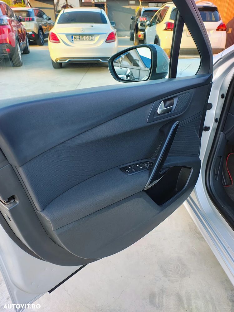 Peugeot 508 BlueHDi 120 EAT6 Stop&Start Allure - 11