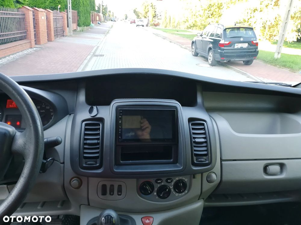 Renault TRAFIC - 6