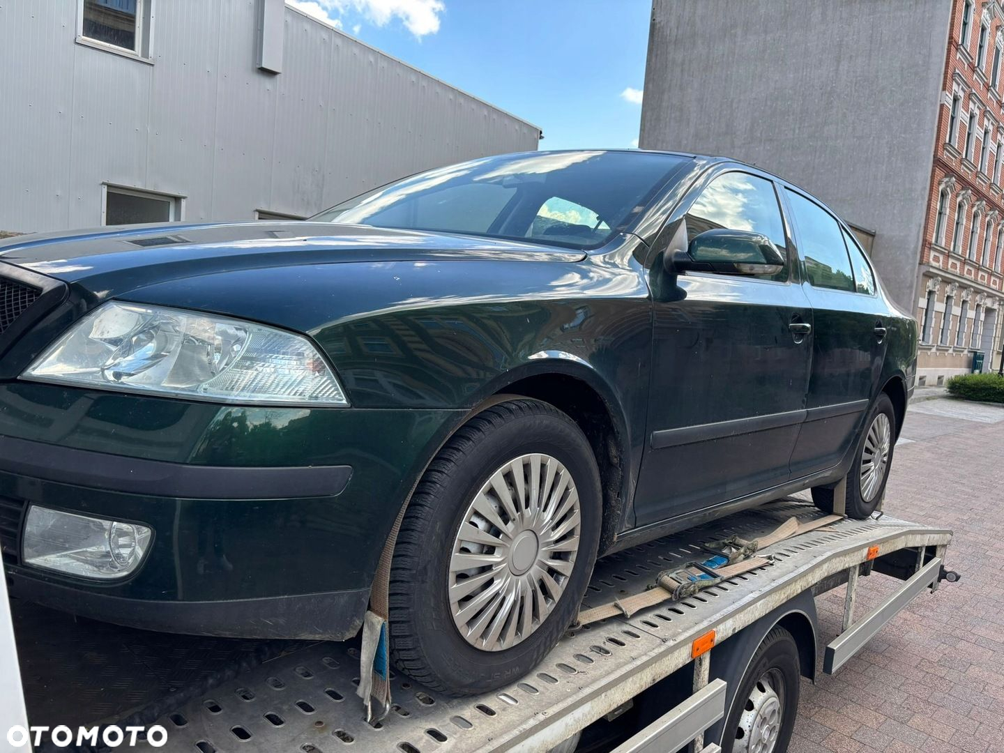pas przedni okular wzmocnienie chłodnice belka SKODA OCTAVIA II 1.6B 06r - 4