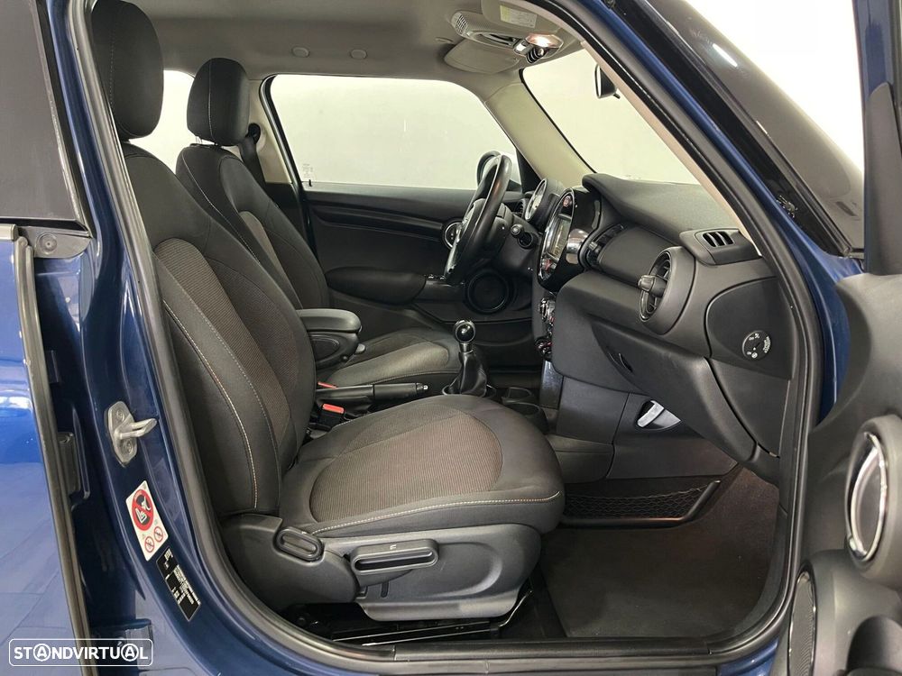 MINI 5 Portas One D - 20