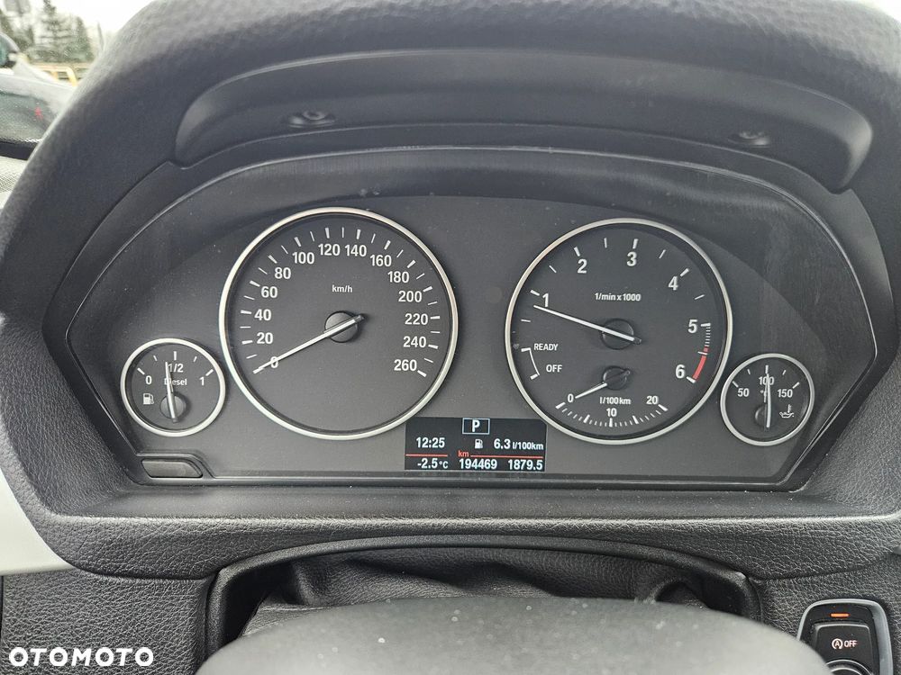 BMW Seria 3 318d - 34