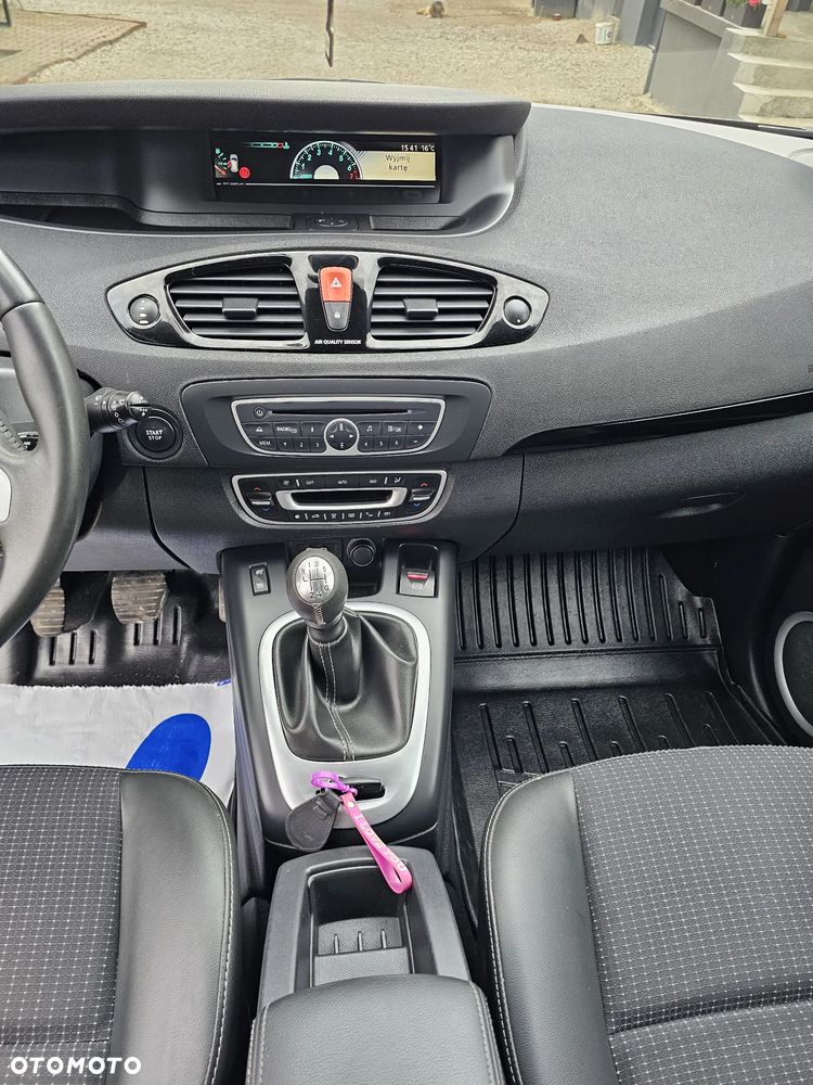 Renault Scenic - 10