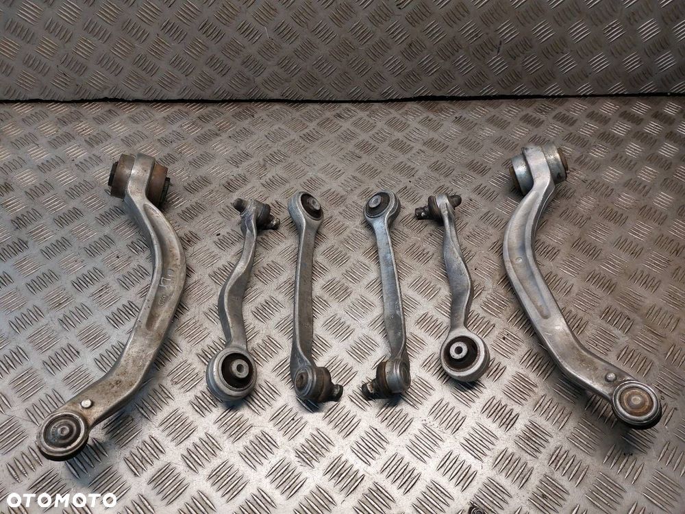 KOMPLET WAHACZY PRZÓD AUDI A4 B6 - 2