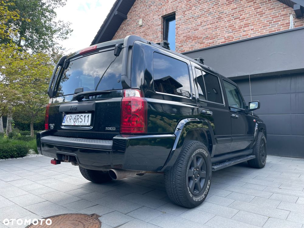 Jeep Commander 5.7 V8 Overland - 10