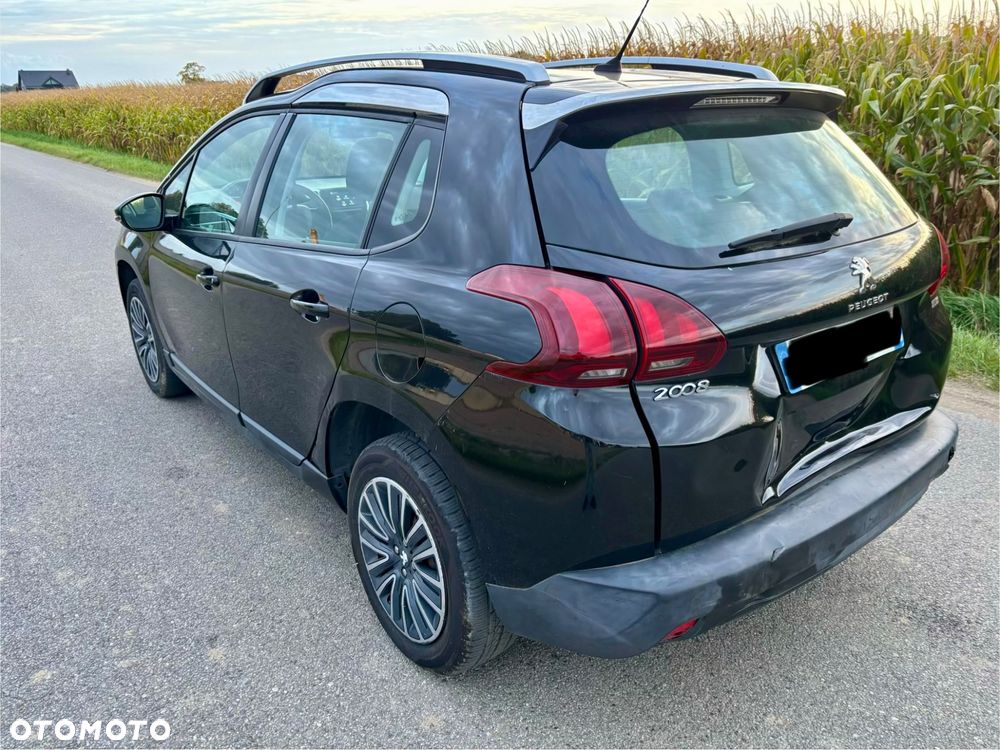 Peugeot 2008 - 10
