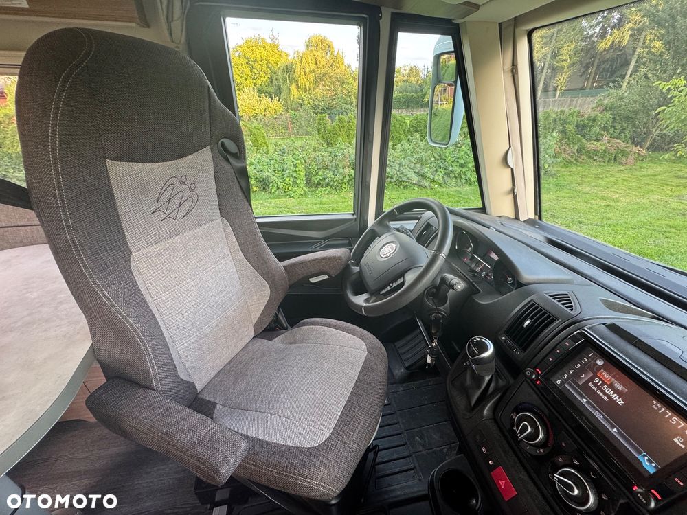 KNAUS LIVE l 700 MEG - 24