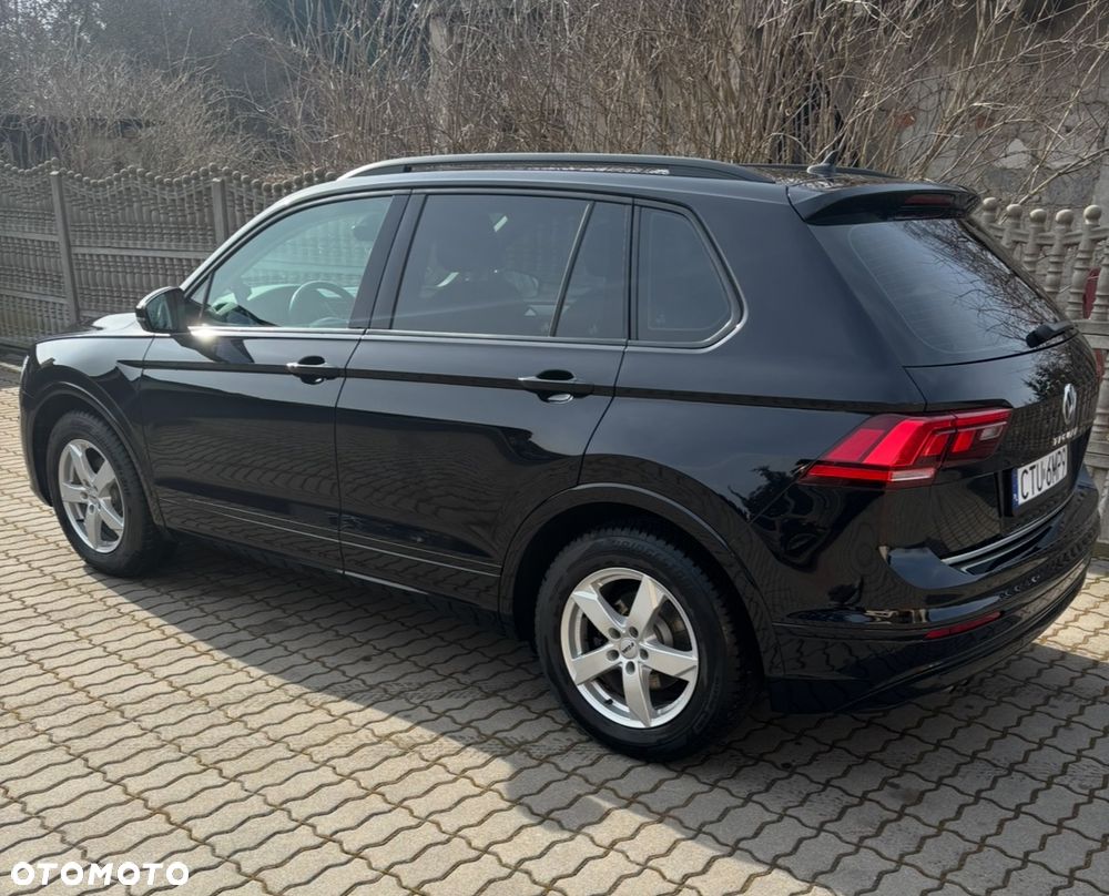 Volkswagen Tiguan - 4