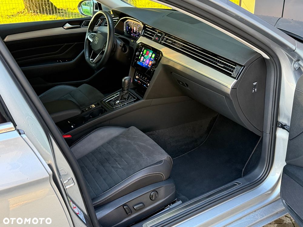 Volkswagen Passat 2.0 TDI EVO Elegance DSG - 30