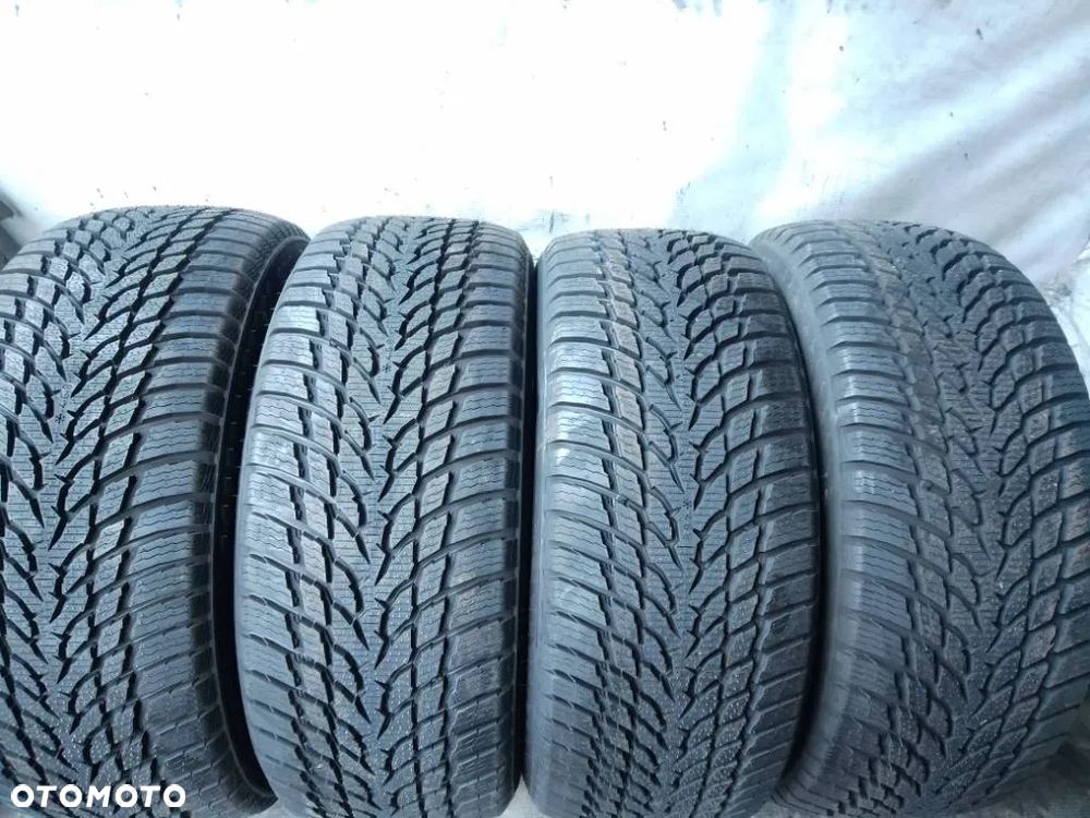 Nokian Snowproof 1 215/50 R17 95V 2025 8mm - 1
