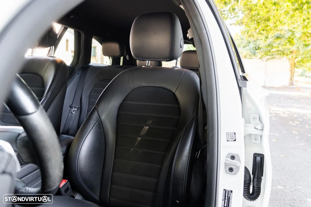 Mercedes-Benz C 300 de AMG Line - 44