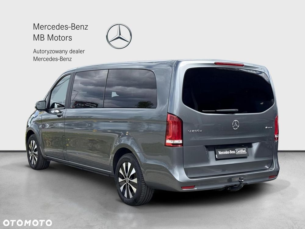Mercedes-Benz Klasa V - 3
