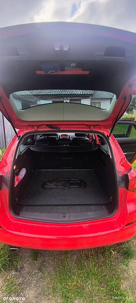 Opel Astra 1.4 Turbo 150 Jahre - 15