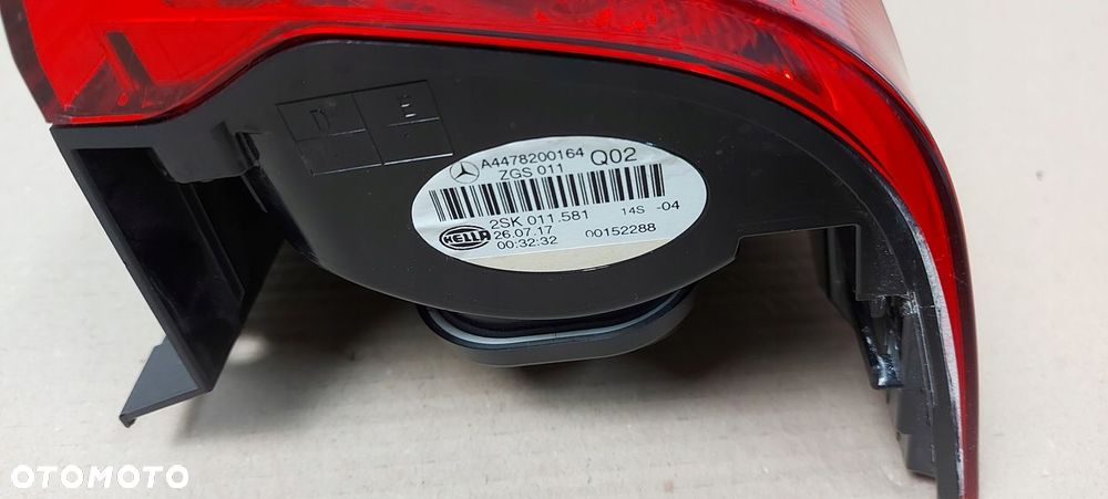 MERCEDES VITO W447 LAMPA PRAWA TYŁ TYLNA Oryginał A4478200164 - 2