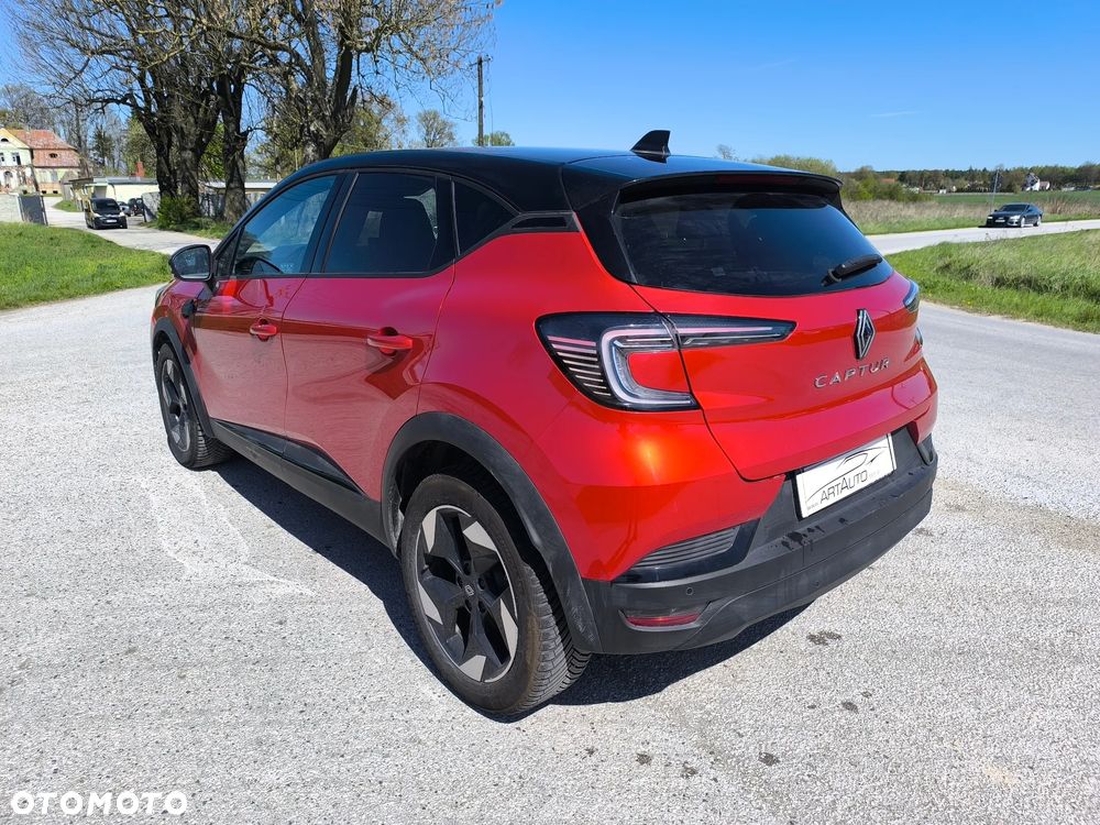 Renault Captur 1.3 TCe mHEV Techno - 4