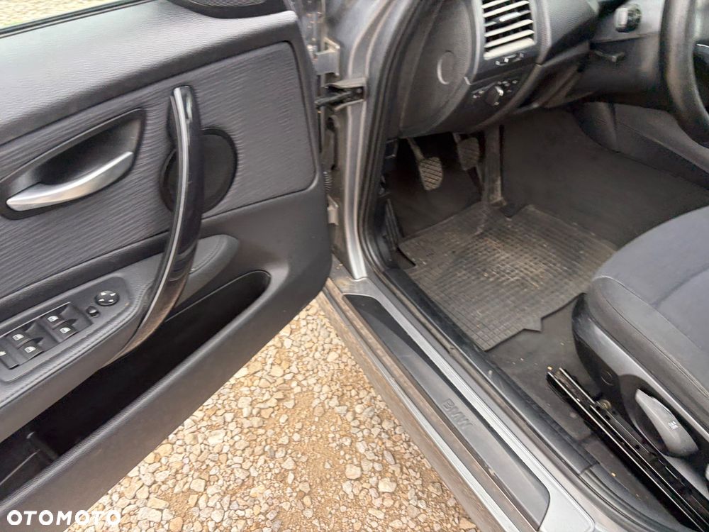 BMW Seria 1 - 26