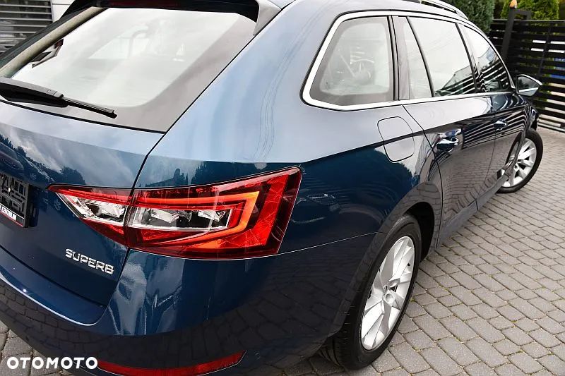 Skoda Superb Combi 1.6 TDI DSG Style - 32