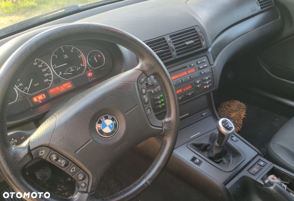 BMW Seria 3 320d - 10