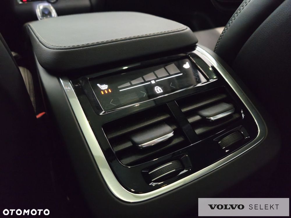 Volvo XC 90 - 34