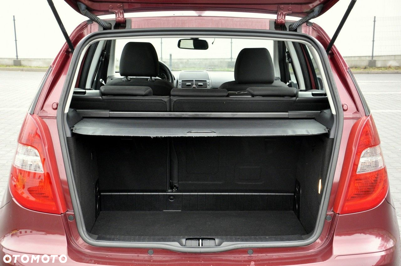 Mercedes-Benz Klasa A 160 Autotronic Elegance Special Edition - 20