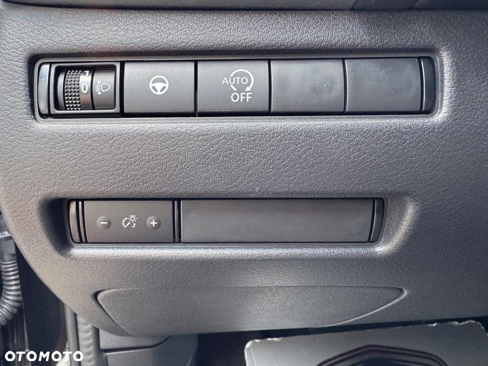Nissan Qashqai - 32