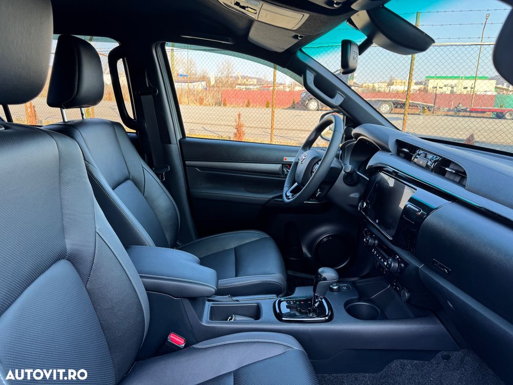 Toyota Hilux 4x4 Double Cab MHEV Autm. Invincible - 17