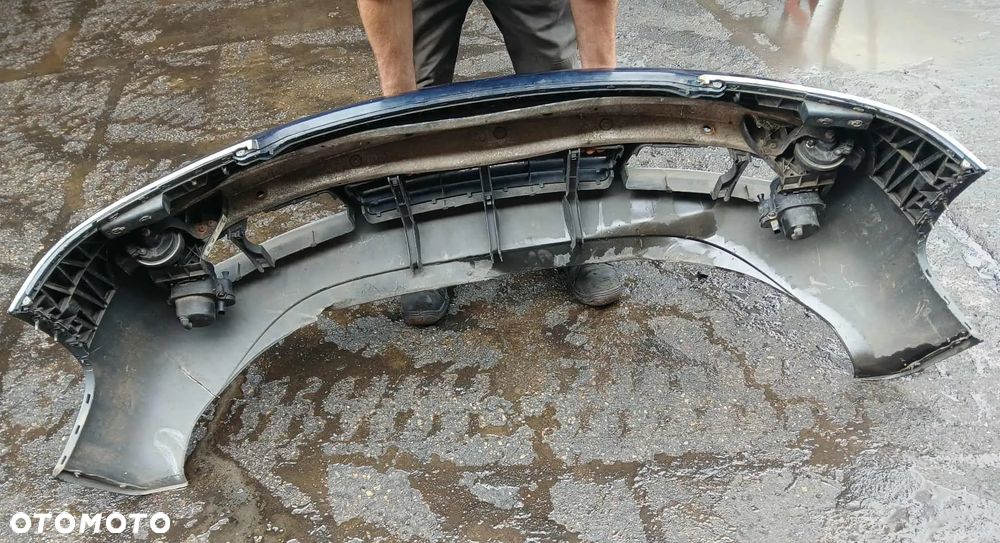 Audi A6 C5 Zderzak przedni - 5