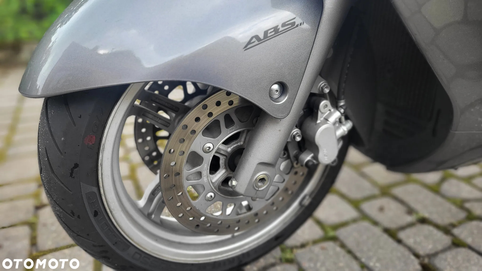 Suzuki Burgman - 15