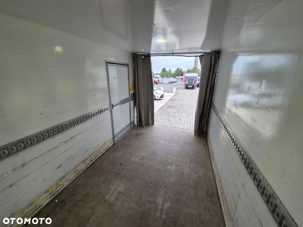 Iveco Daily 35S16 Hi-Matic / AUTOMAT / CHŁODNIA / MITSUBISHI / 1WŁ / BEZWYPADKOWY / ORYG. PRZEBIEG / STAN BARDZO DOBRY / W PEŁNI SPRAWNY / EURO 6 / WEBASTO / WINDA ZEPRO - 36
