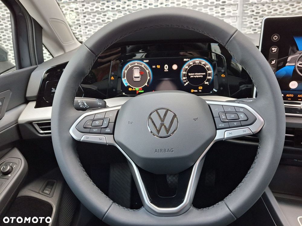 Volkswagen Golf - 20