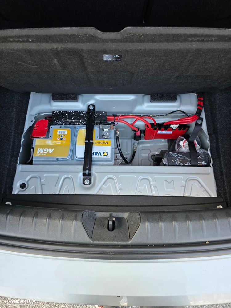 BMW 116 d EDynamics Line Sport — fotografia 12