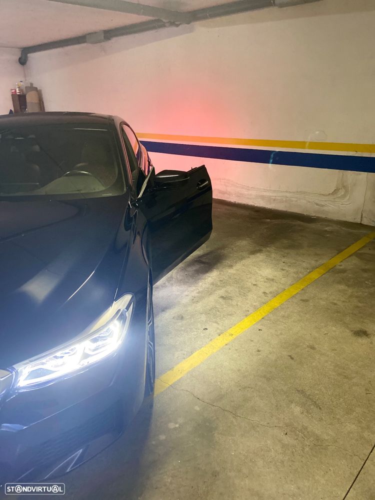 BMW 630 Gran Turismo d Pack M - 19