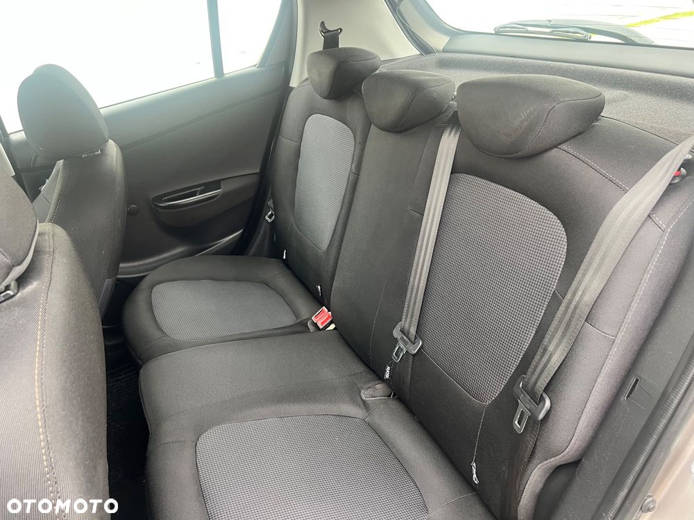 Hyundai i20 1.2 Trend - 26