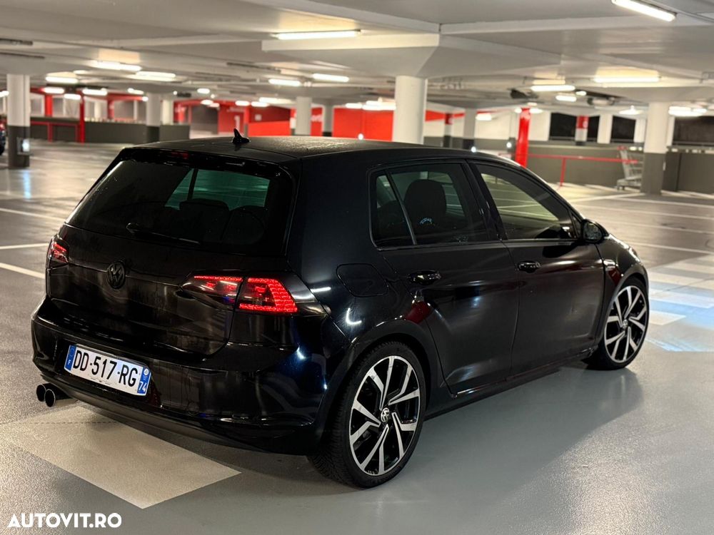 Volkswagen Golf 2.0 TDI BlueMotion Technology DSG Edition - 2
