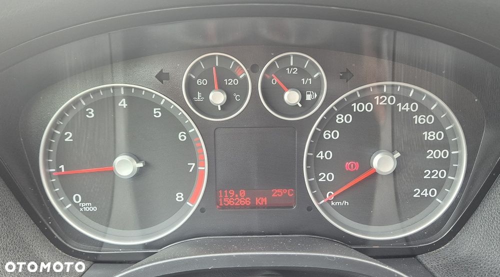 Ford Focus 1.6 Trend + - 10