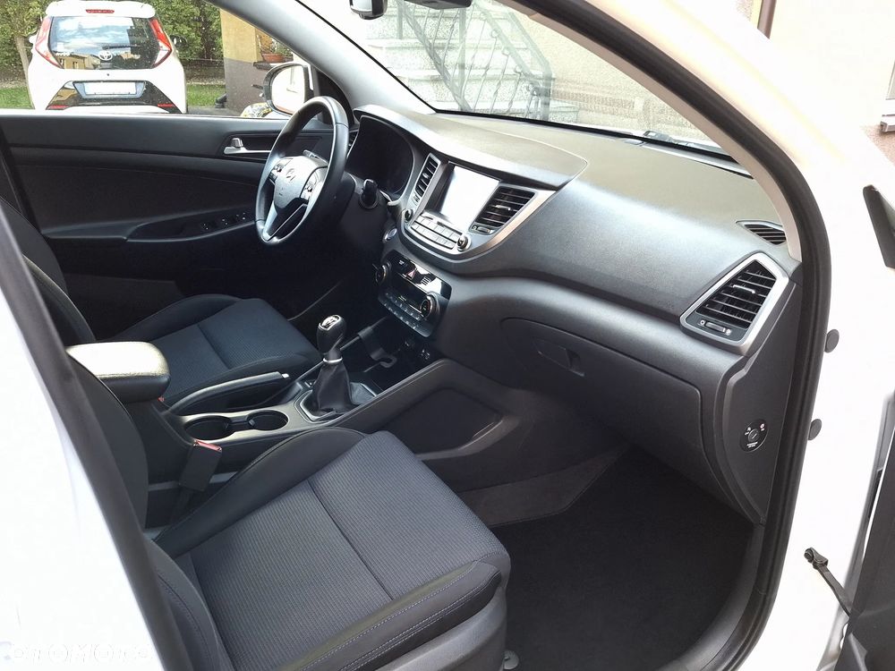 Hyundai Tucson blue 1.7 CRDi 2WD Advantage - 6